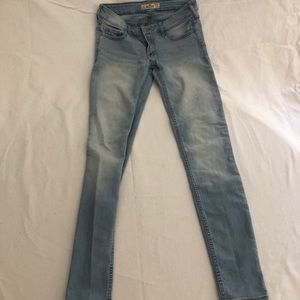 Hollister Light wash Jeans size 1 R